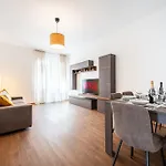 Elegant In Rome-metro Just 5 Minutes Away Apartmán *