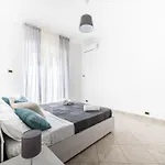 Elegant In Rome-metro Just 5 Minutes Away